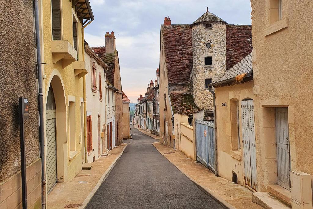 Larbrenville/Studio Hêtre La Charité-sur-Loire Exterior foto